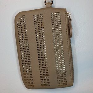 NWOT creme‎ leather with glitter cut out wristlet